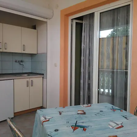 Apartamento Jadranka Pakoštane