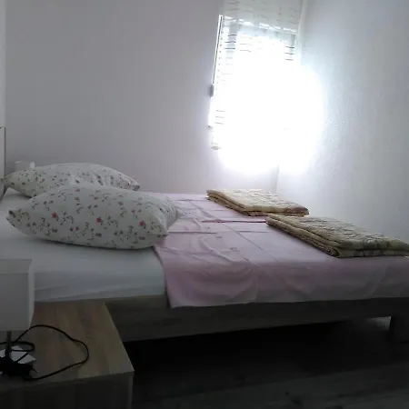Jadranka Apartamento *